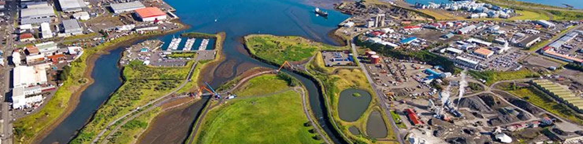 Helikoptertur over Reykjavik inkl. bergtop (eftermiddag/30-45 min) (M04)