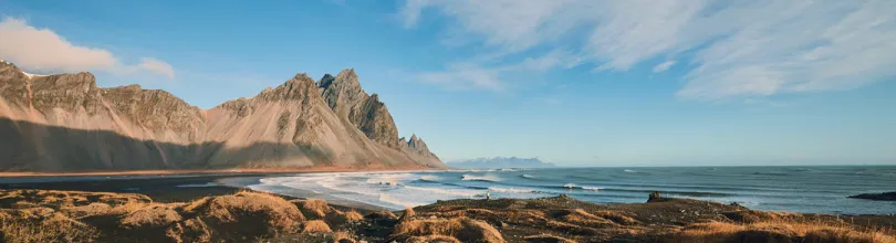 Bjerget Vestrahorn fotograferet af Claus Visby.